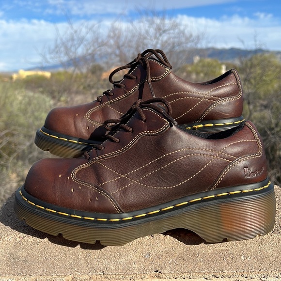Dr. Martens Chunky Platform 5 Eye Y2K 90’s Vintage Oxfords - Picture 8 of 17